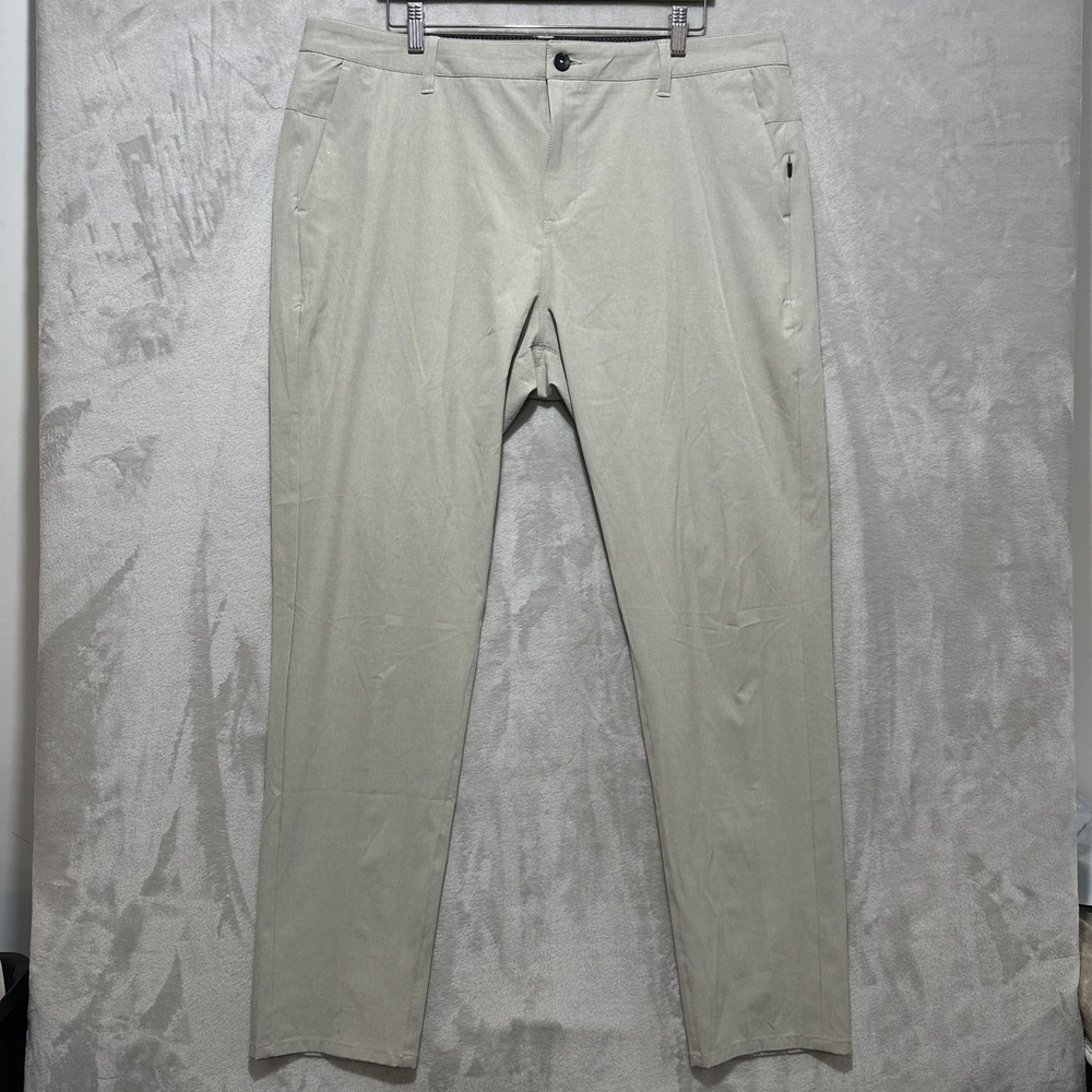 Vuori V431 Aim Pant Stretch Chino Pants Mens Size 38 Light Gray